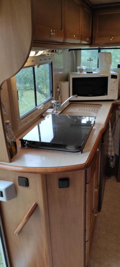 Charmant Camping-Car A La Campagne Labessiere-Candeil Exterior foto